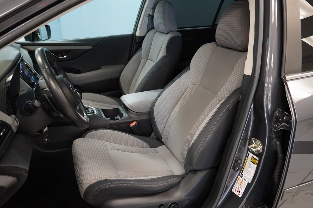 2020 Subaru Outback Premium photo 3