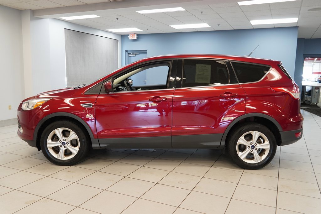 2016 Ford Escape SE photo 2