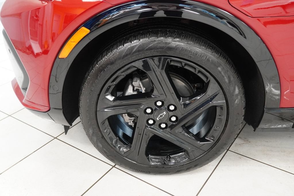 2025 Chevrolet Equinox EV RS - Photo 22