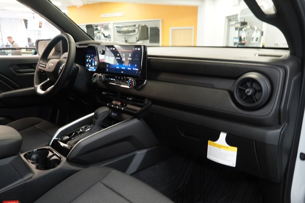 2026 Chevrolet Colorado Work Truck - Photo 33