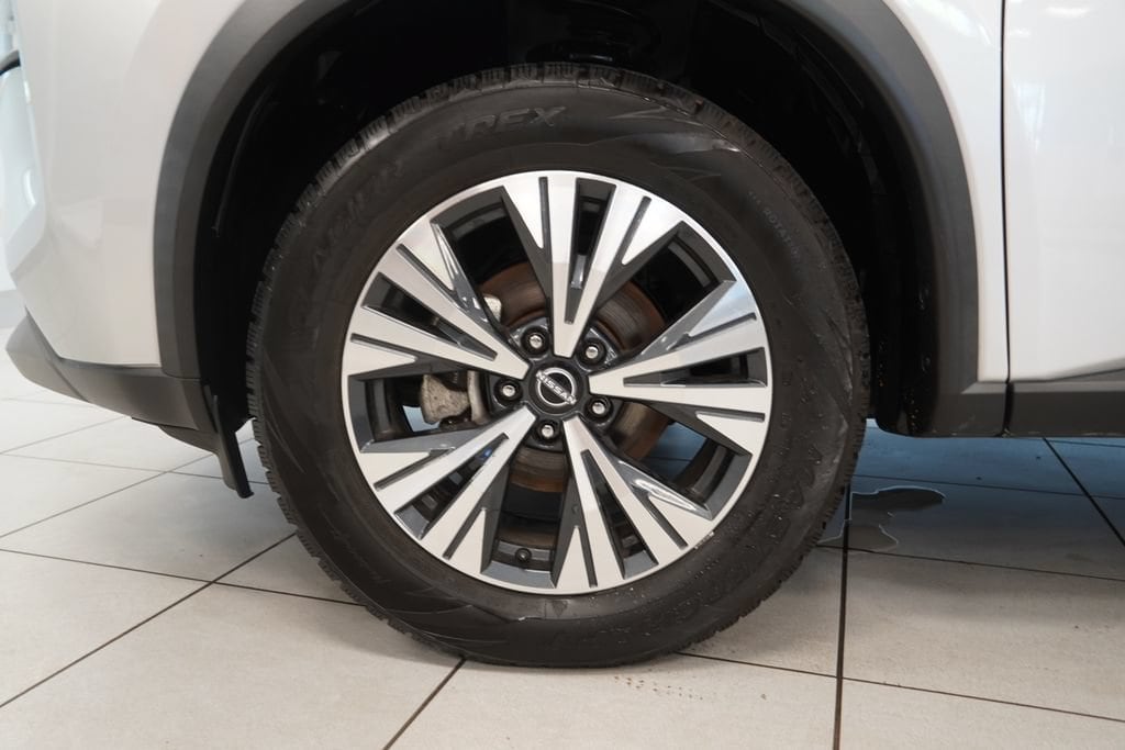 2022 Nissan Rogue SV - Photo 15