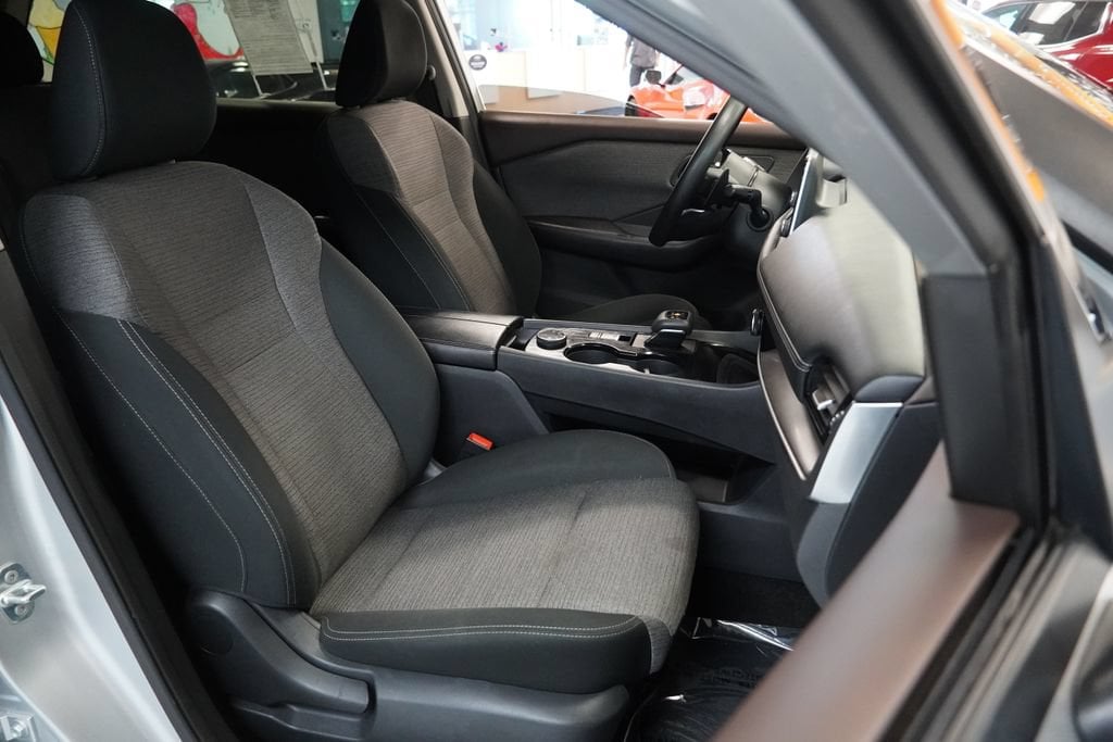 2022 Nissan Rogue SV - Photo 33