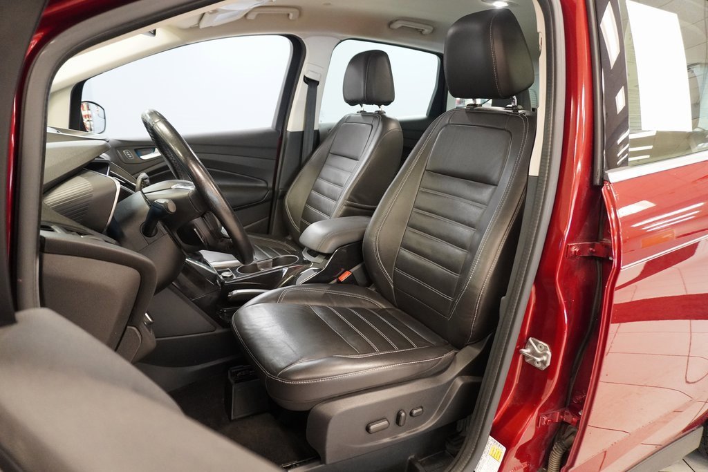 2017 Ford C-Max Energi Titanium photo 3