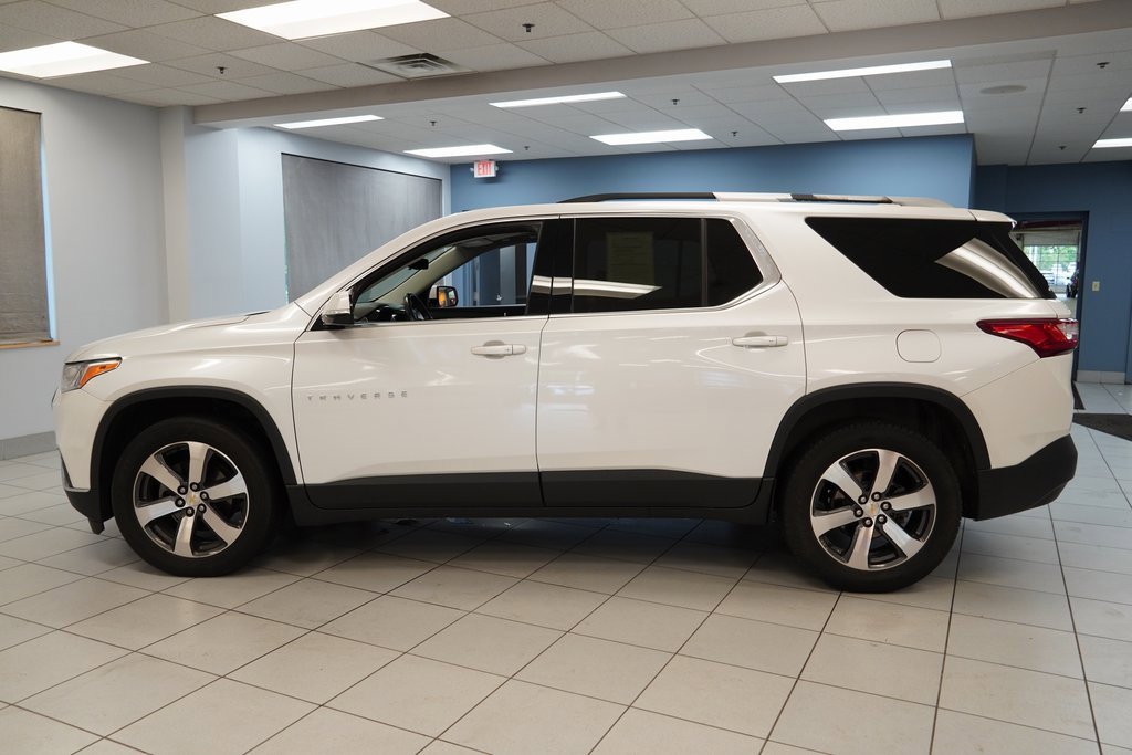 Used 2018 Chevrolet Traverse 3LT with VIN 1GNERHKW9JJ104808 for sale in Strongsville, OH