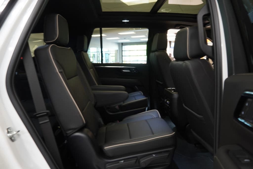 2025 Chevrolet Tahoe Premier - Photo 36