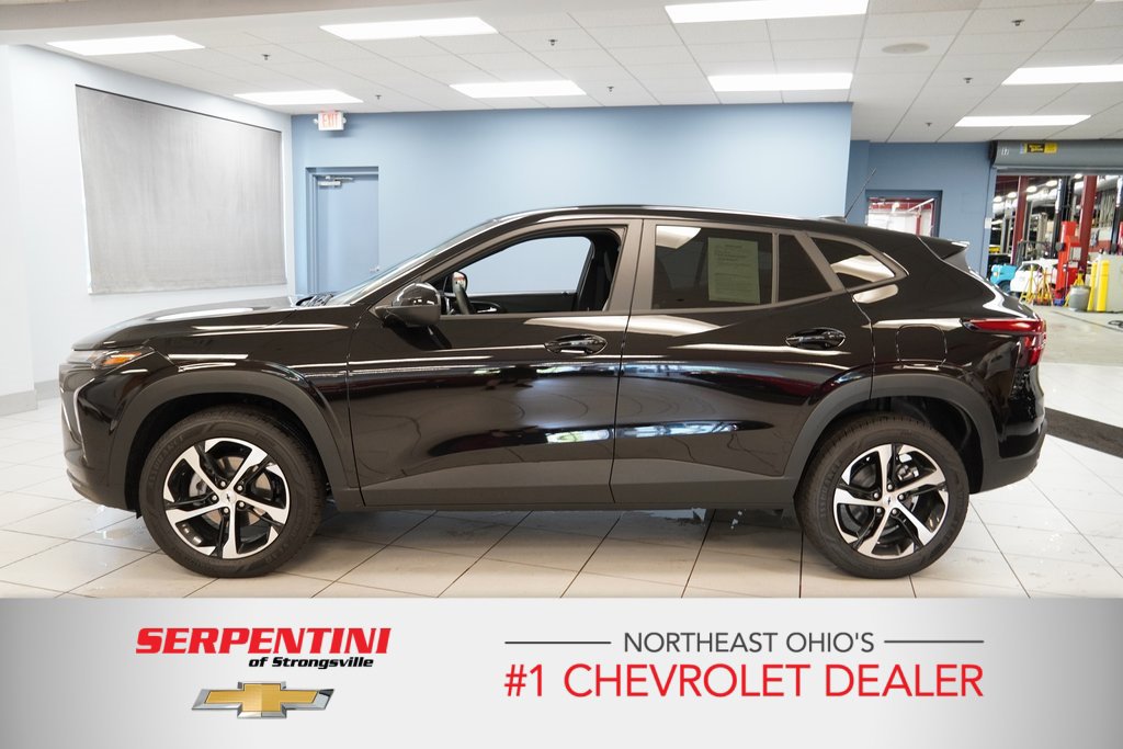 Used 2025 Chevrolet Trax RS with VIN KL77LGEP0SC261812 for sale in Strongsville, OH