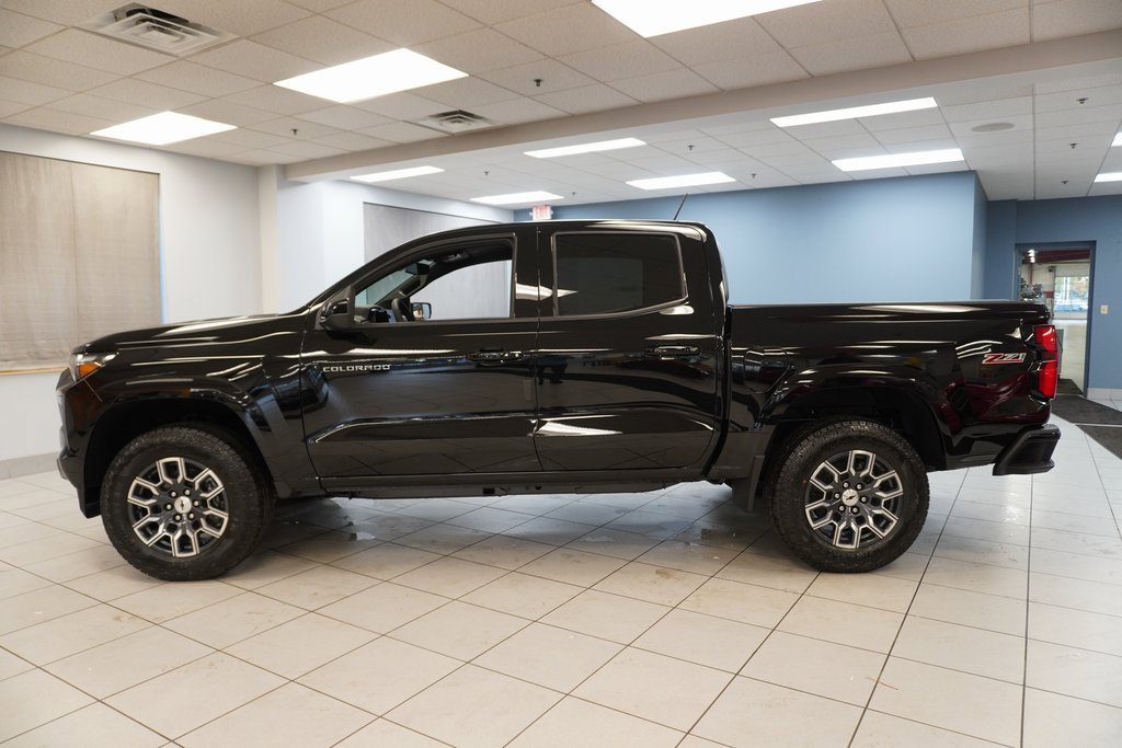 2026 Chevrolet Colorado Z71 photo 2