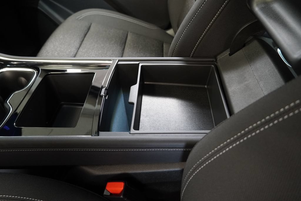 2027 Chevrolet Traverse LT - Photo 24