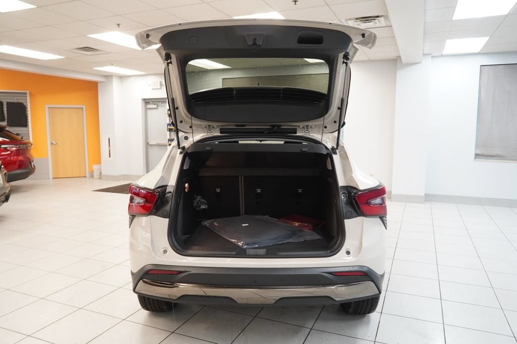2026 Chevrolet Trax Activ - Photo 8