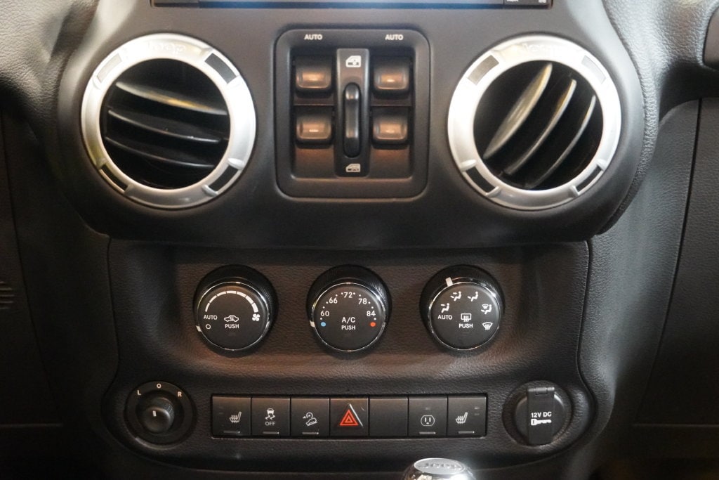 2015 Jeep Wrangler Unlimited Rubicon - Photo 19