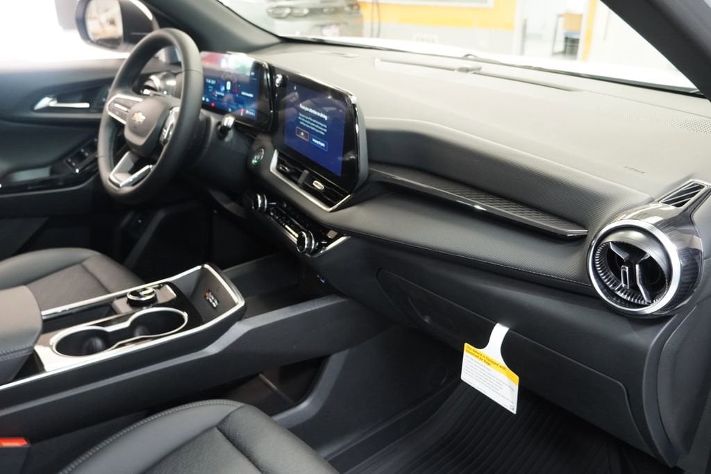 2026 Chevrolet Equinox LT - Photo 28
