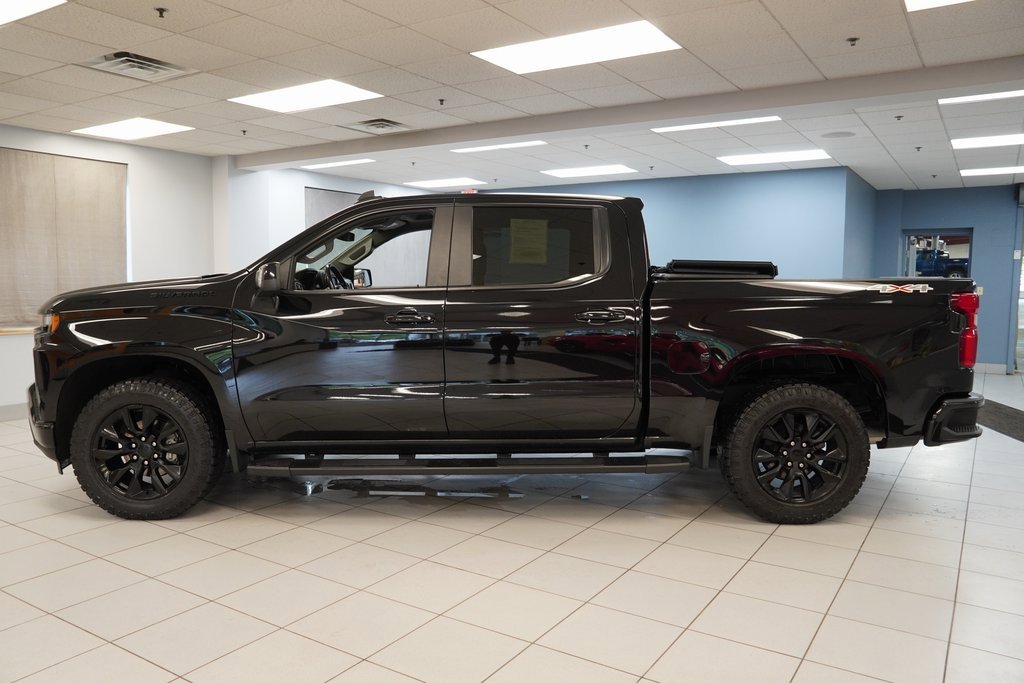 Used 2021 Chevrolet Silverado 1500 RST with VIN 1GCUYEEL6MZ238978 for sale in Strongsville, OH