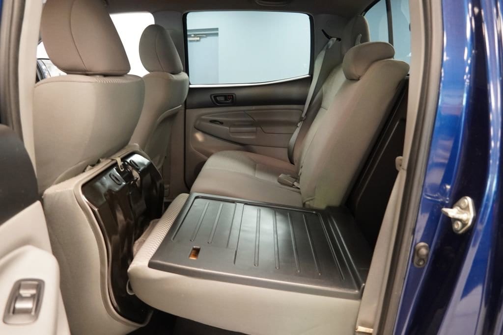 2015 Toyota Tacoma Base - Photo 26