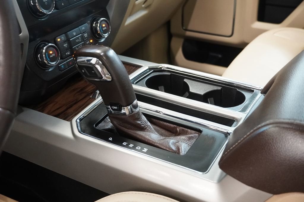 2019 Ford F-150 Lariat - Photo 22