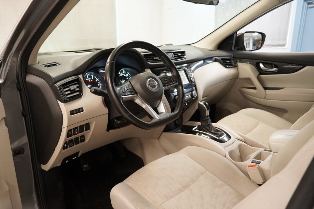 2017 Nissan Rogue Sport SV - Photo 6