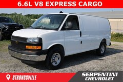 2025 Chevrolet Express Cargo 2500 WT Van RWD [-]