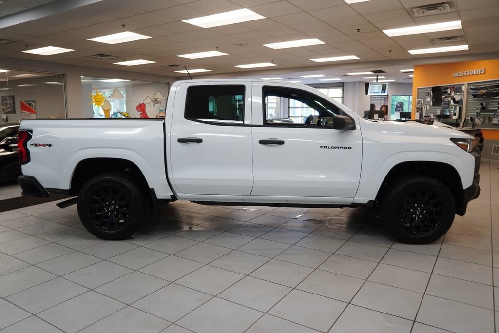 2026 Chevrolet Colorado Work Truck - Photo 12