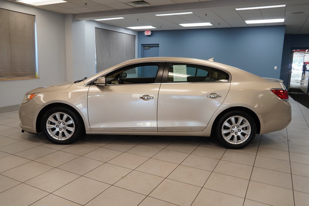 2013 Buick LaCrosse Leather photo 2