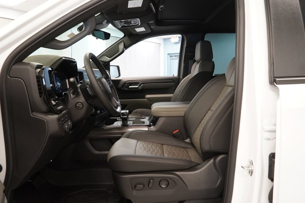 New 2026 Chevrolet Silverado 1500 ZR2 Truck