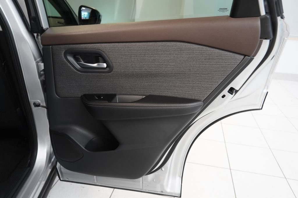 2022 Nissan Rogue SV - Photo 29