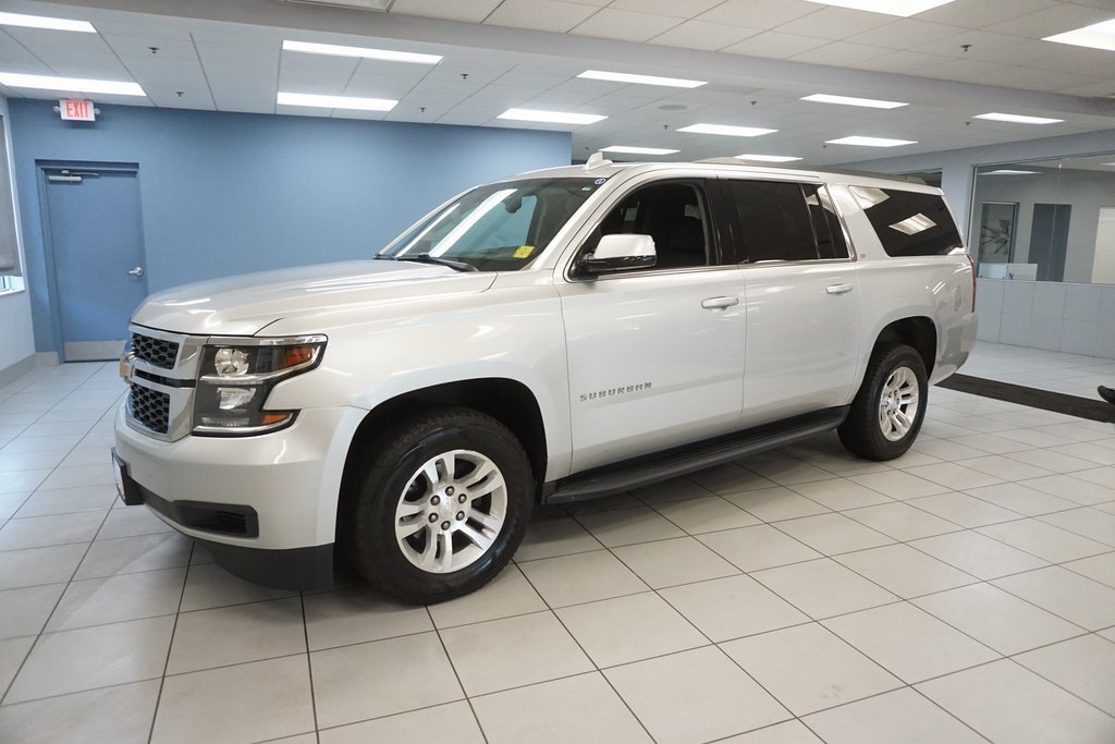 Used 2018 Chevrolet Suburban LT with VIN 1GNSKHKC0JR374475 for sale in Strongsville, OH