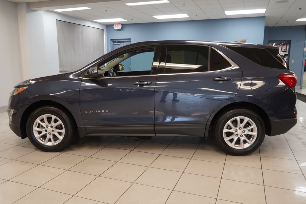 Used 2018 Chevrolet Equinox LT with VIN 3GNAXSEV7JS514994 for sale in Strongsville, OH