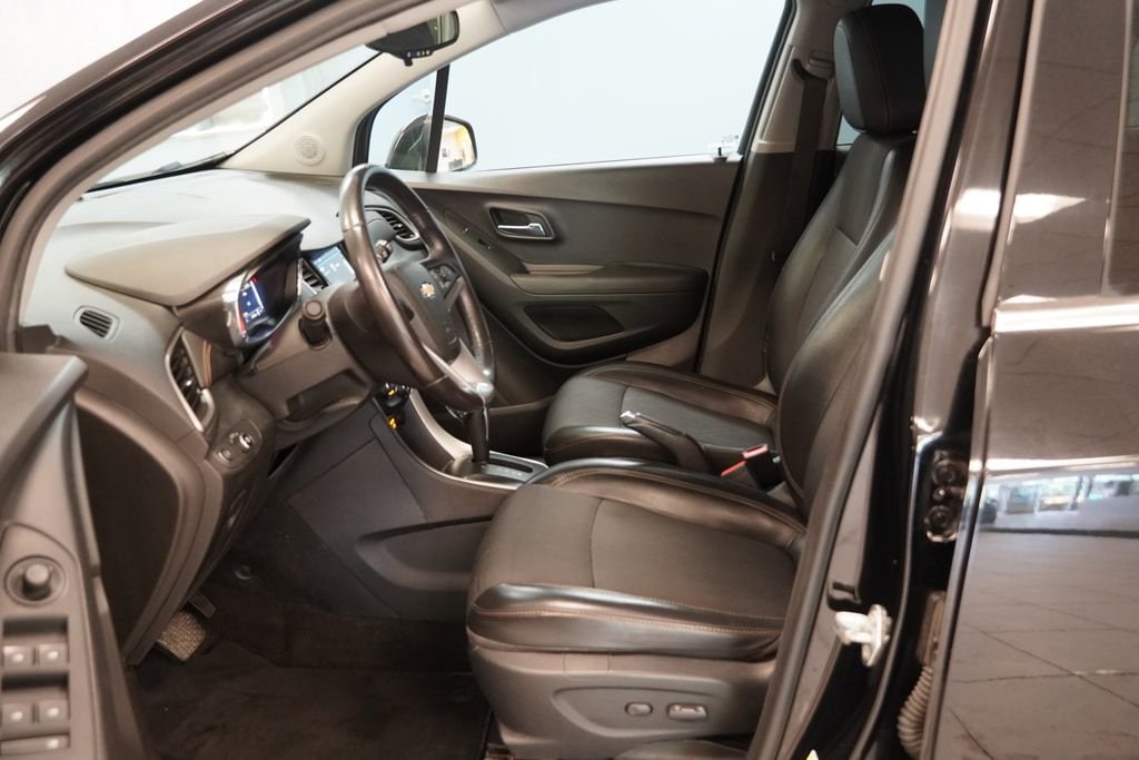 Used 2018 Chevrolet Trax LT SUV