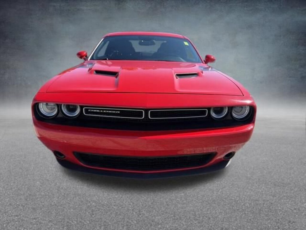 Used 2016 Dodge Challenger SXT Coupe