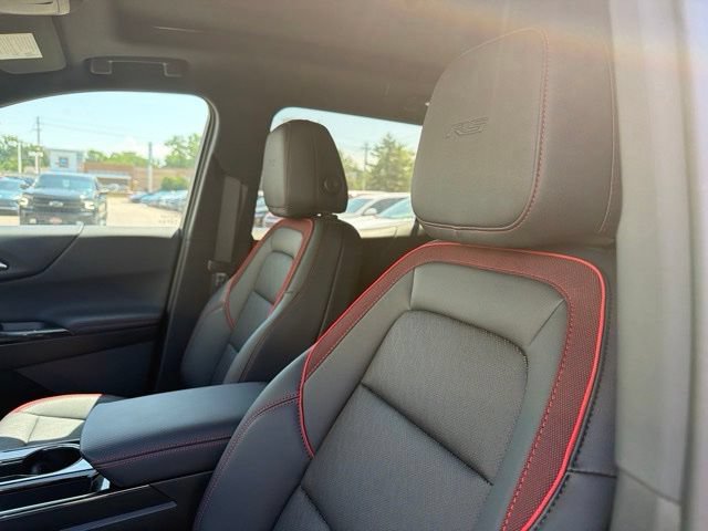2027 Chevrolet Equinox RS - Photo 16