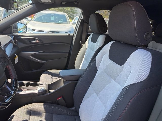 2026 Chevrolet Trax RS - Photo 18