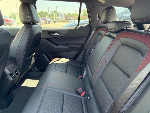 2027 Chevrolet Equinox RS - Photo 18
