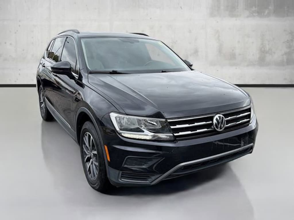 Used 2020 Volkswagen Tiguan SE SUV
