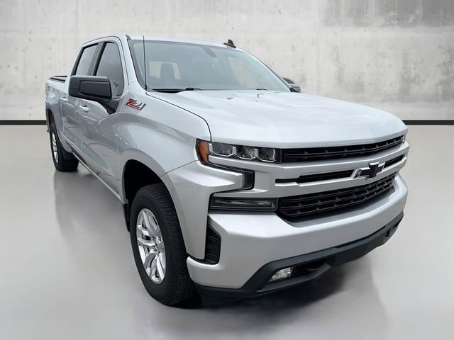 2020 Chevrolet Silverado 1500 RST photo 2