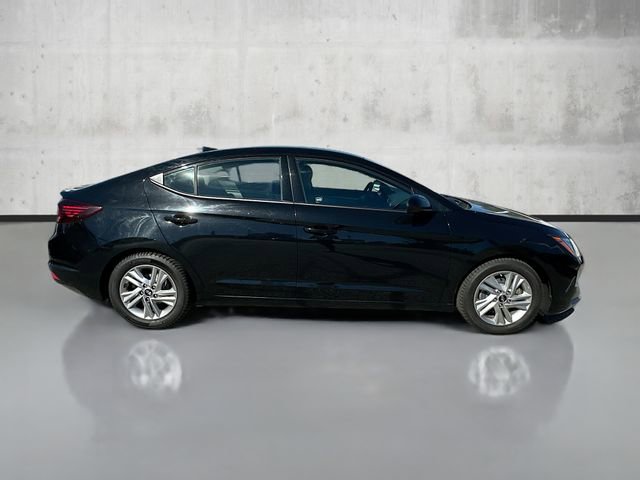 2020 Hyundai Elantra SEL photo 4