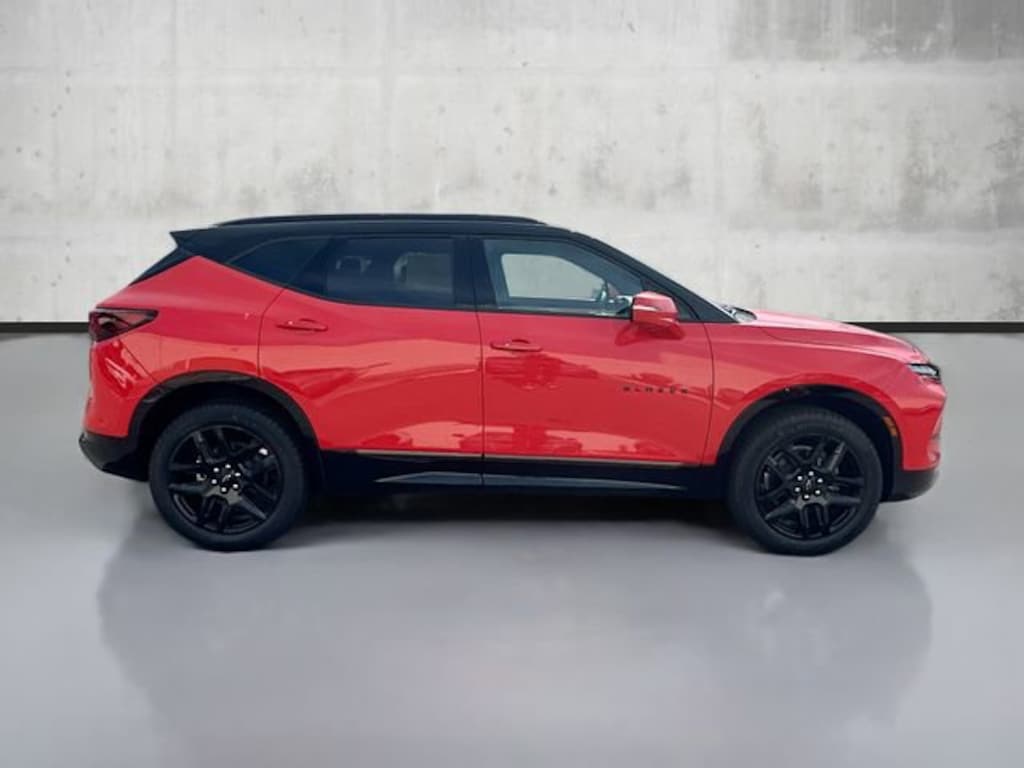 New 2025 Chevrolet Blazer RS SUV