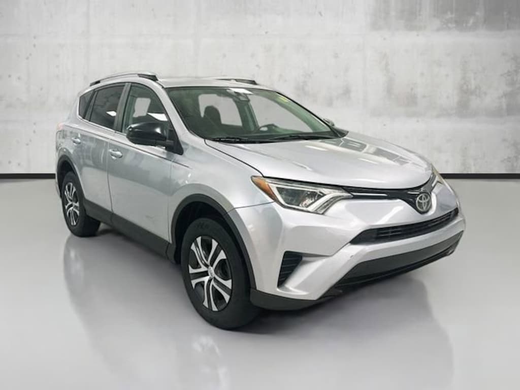 Used 2017 Toyota RAV4 LE SUV