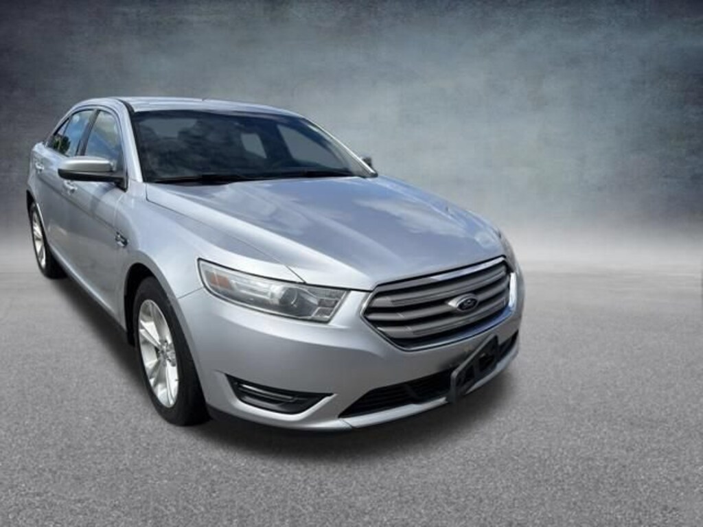 Used 2014 Ford Taurus SEL Sedan