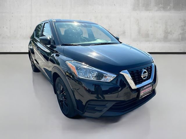 2020 Nissan Kicks S photo 3