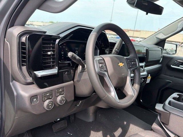 2026 Chevrolet Silverado 1500 LT - Photo 17