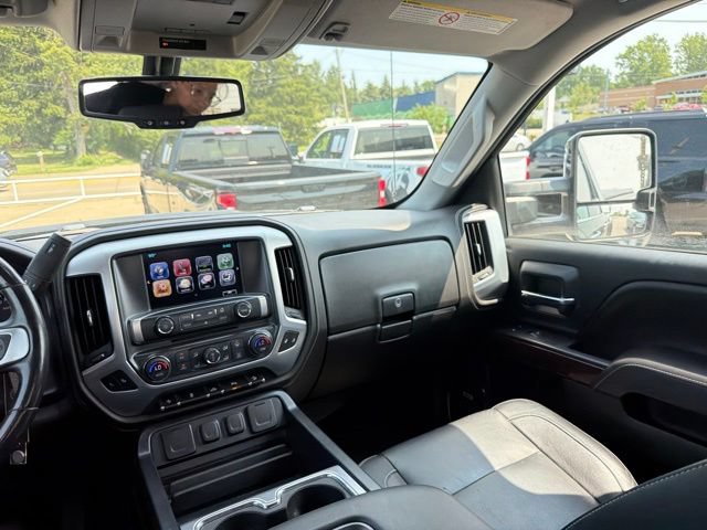 2017 GMC Sierra 2500HD SLT - Photo 22