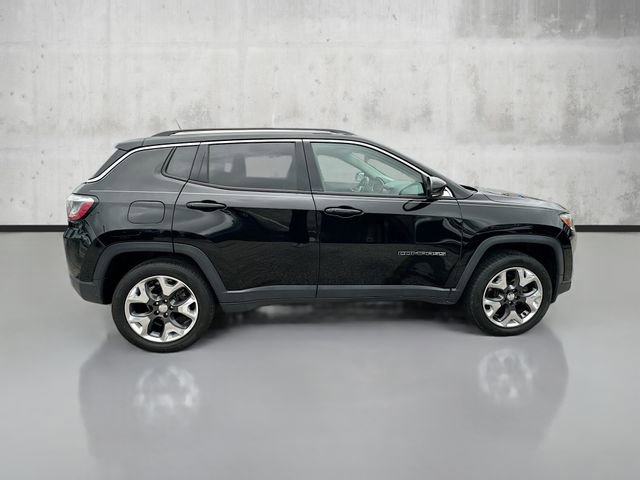 2018 Jeep Compass Limited photo 3
