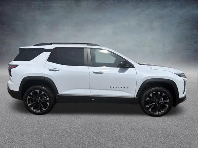 2027 Chevrolet Equinox RS - Photo 8