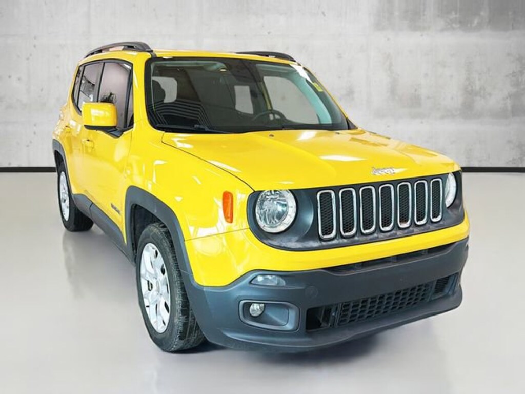 Used 2018 Jeep Renegade Latitude SUV