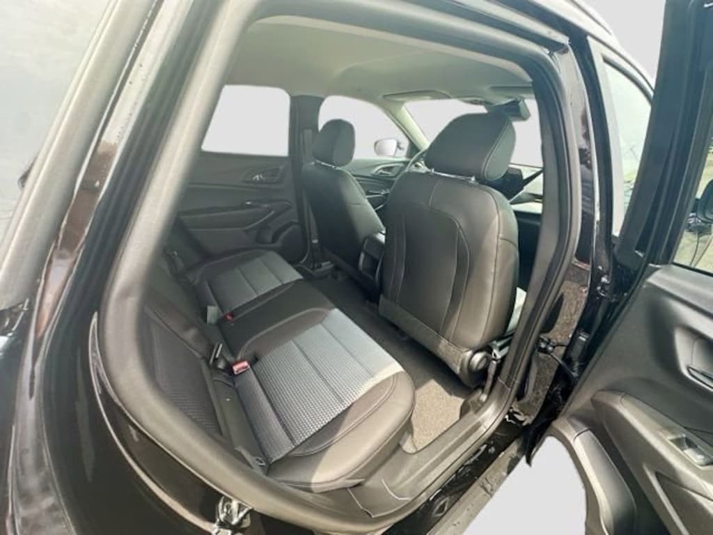 New 2026 Chevrolet Trax LT SUV