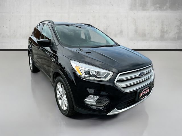 2019 Ford Escape SEL photo 2