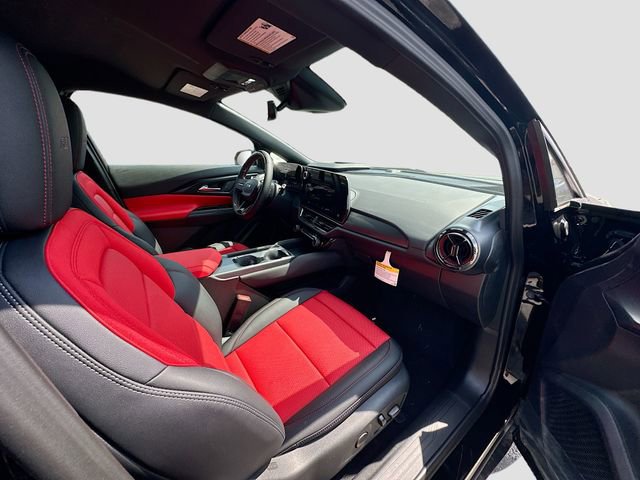 2025 Chevrolet Equinox EV RS - Photo 31