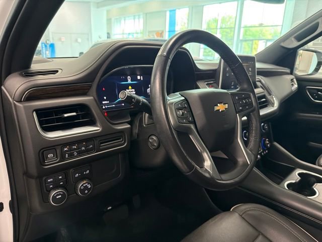 2022 Chevrolet Suburban Premier - Photo 16