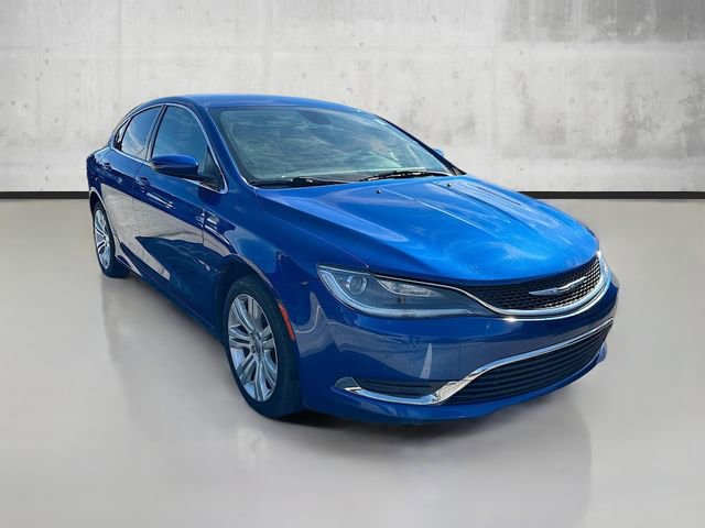 2015 Chrysler 200 Limited photo 3