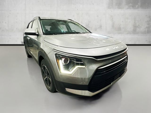 2023 Kia Niro EX photo 2