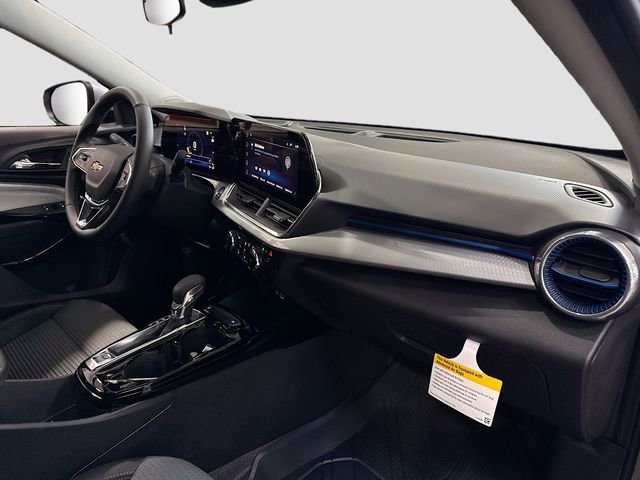 2026 Chevrolet Trax LT - Photo 32